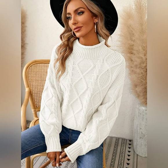 Suzy Shier-NWOT Turtleneck Oversized Long Sleeve Cable Knit Loose Fit Chunky - Picture 3 of 6